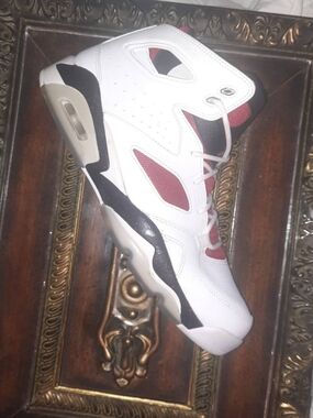 Jordan Men's White Red Black Athletic Shoes